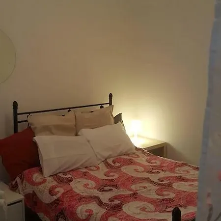 By Sepolia Metro-ησυχη γκαρσονιερα κοντα στο μετρό Apartment *